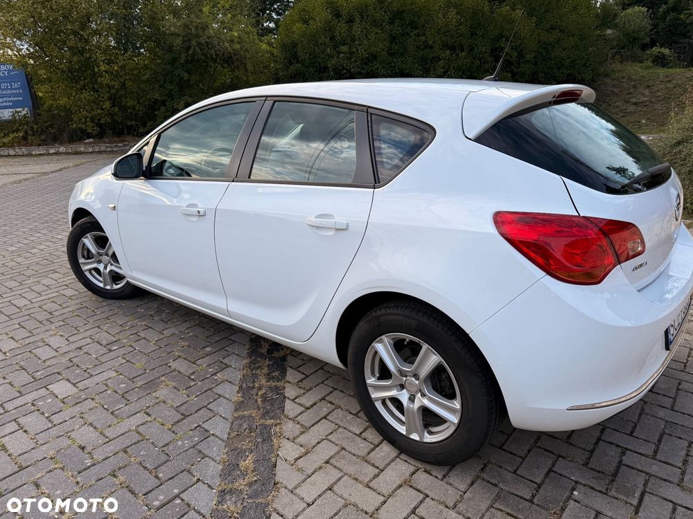 Opel Astra 1.6 - 4