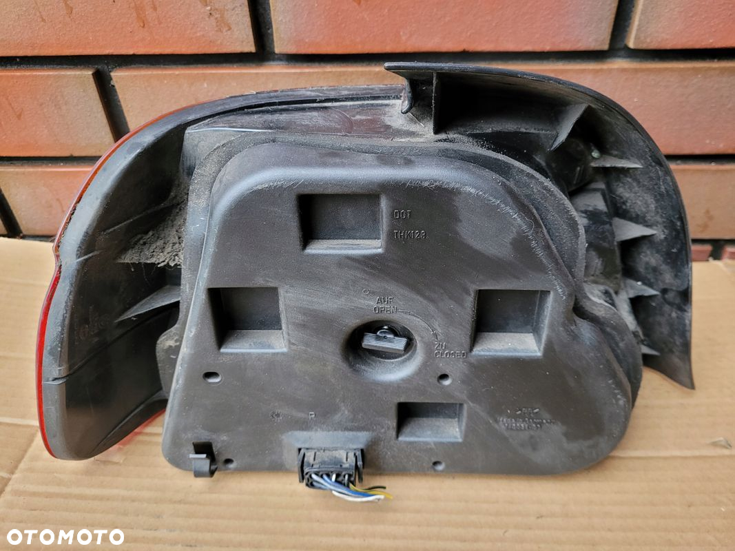 BMW 5 E39 SEDAN 96-99 Lampa PRAWA tył tylna EUROPA - 3