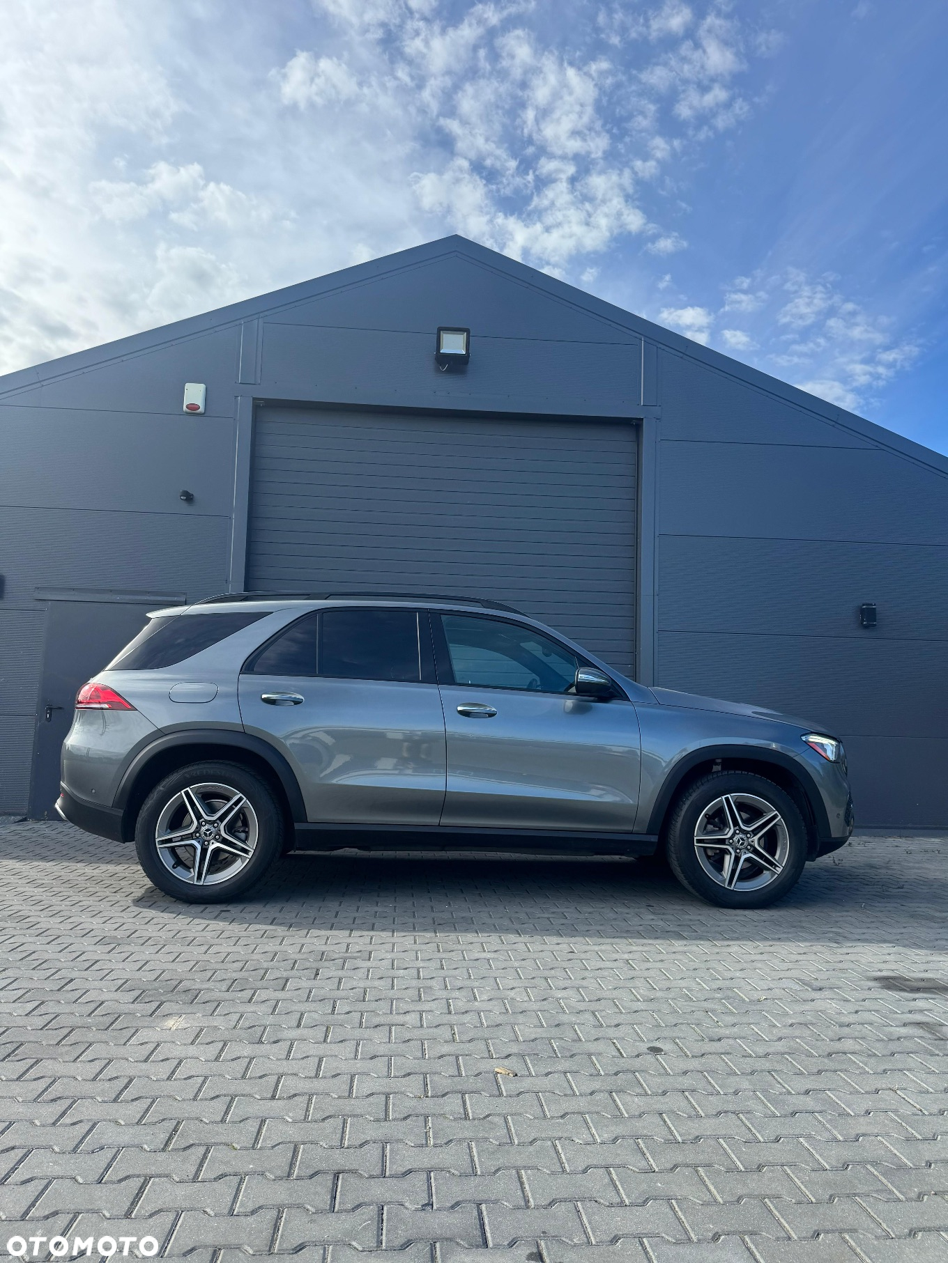 Mercedes-Benz GLE - 4