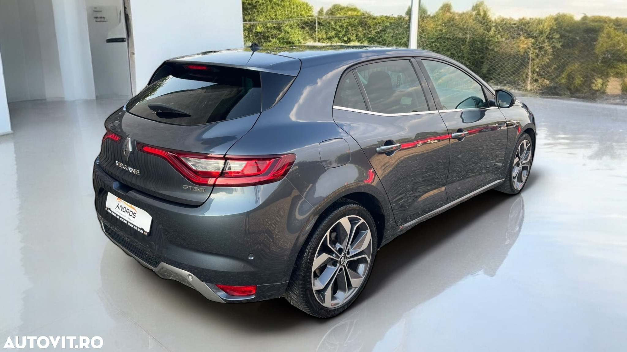 Renault Megane ENERGY dCi 110 EDC GT LINE - 3