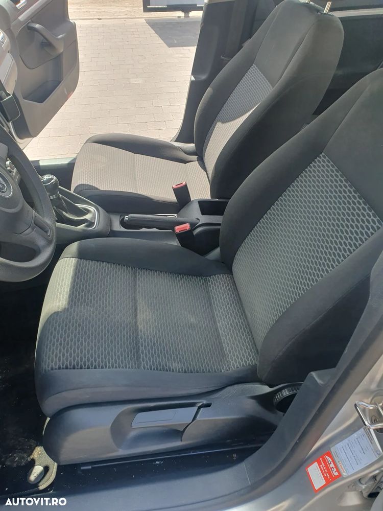 Volkswagen Golf 1.6 TDI DPF Style - 12