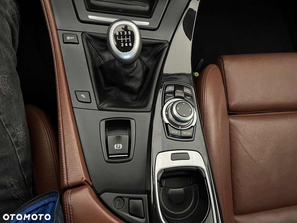 BMW Seria 5 520d Edition Fleet Exclusive - 36