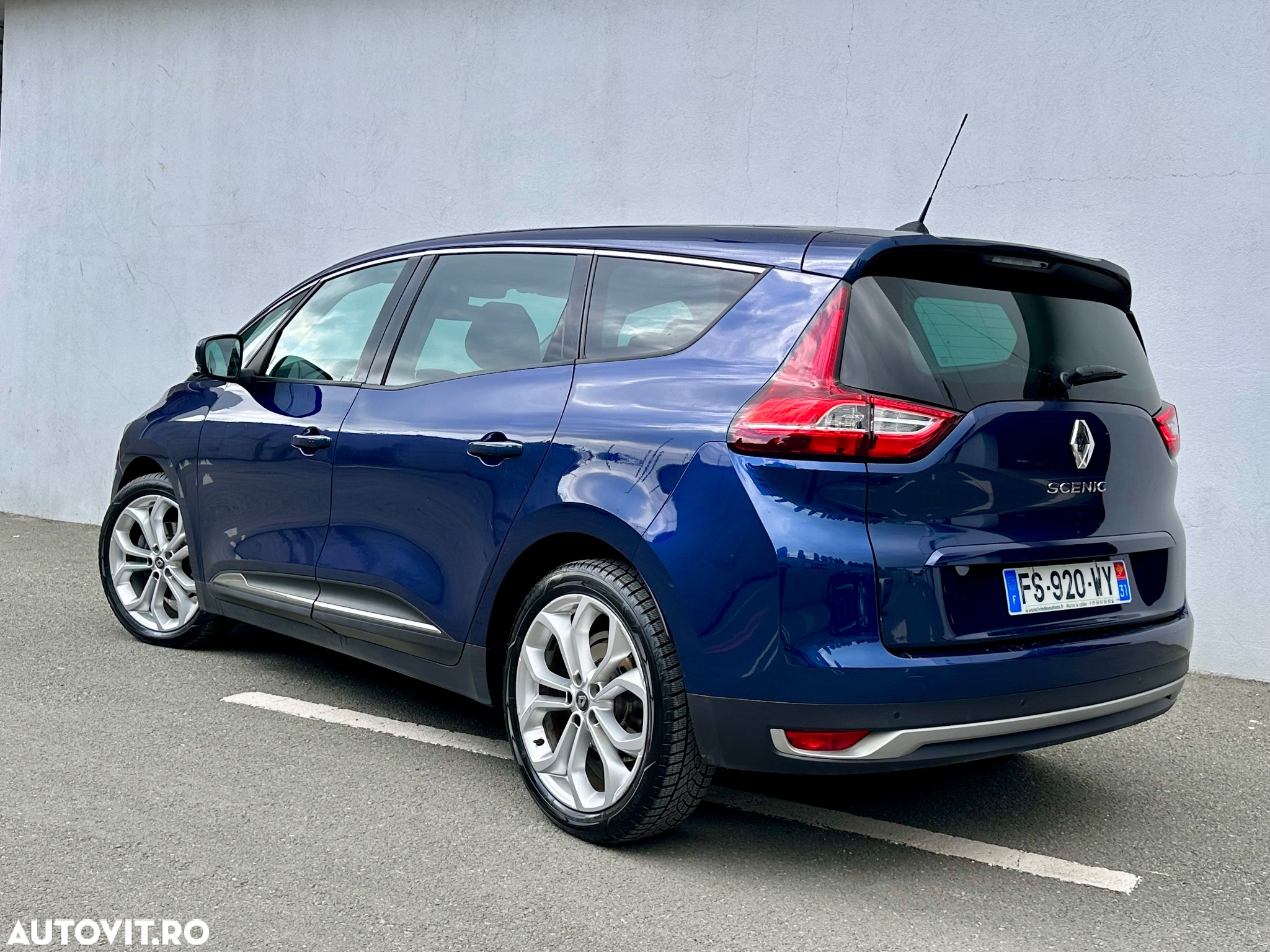 Renault Grand Scenic BLUE dCi 120 EDC BUSINESS EDITION - 15