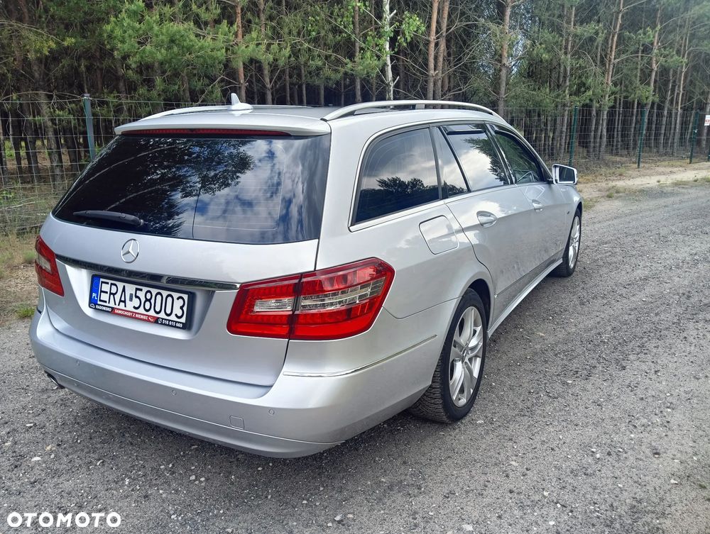 Mercedes-Benz Klasa E 200 BlueEFFICIENCY 7G-TRONIC Elegance - 20