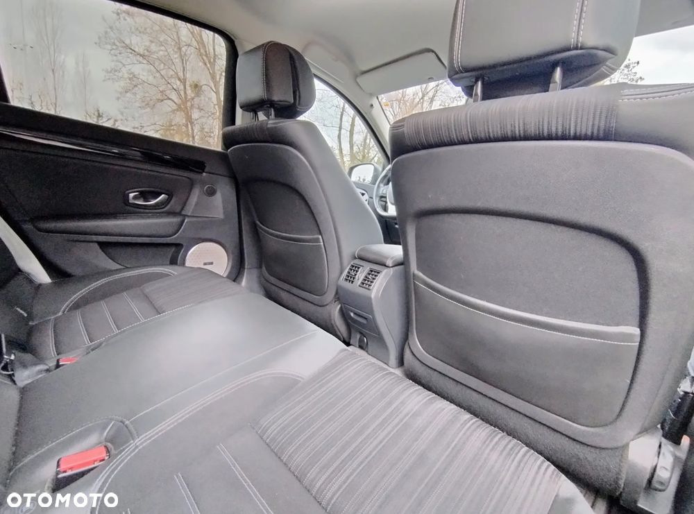 Renault Laguna 2.0 dCi Bose Edition - 33