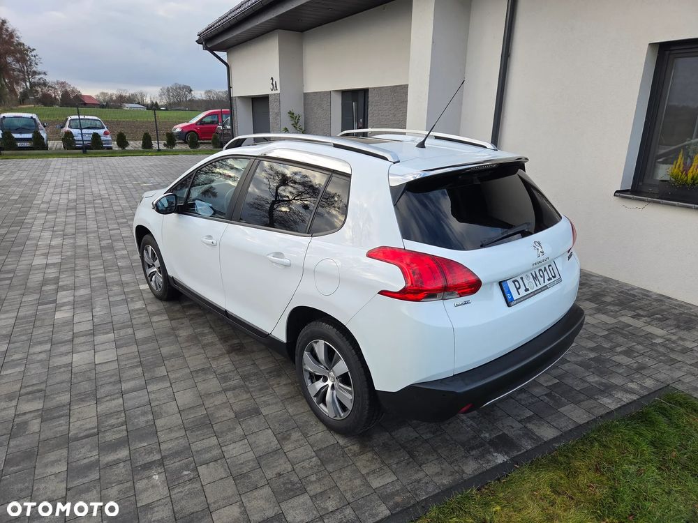 Peugeot 2008 Blue-HDi FAP 100 STOP & START Style - 8