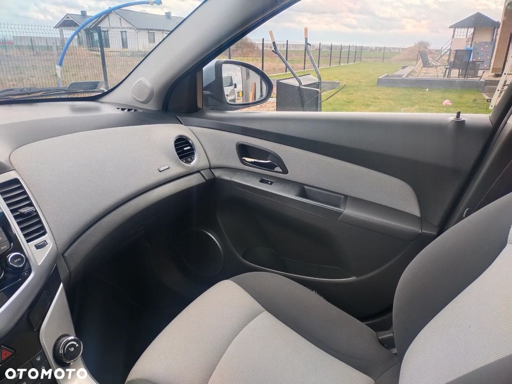 Chevrolet Cruze 2.0 VDCi LS - 13