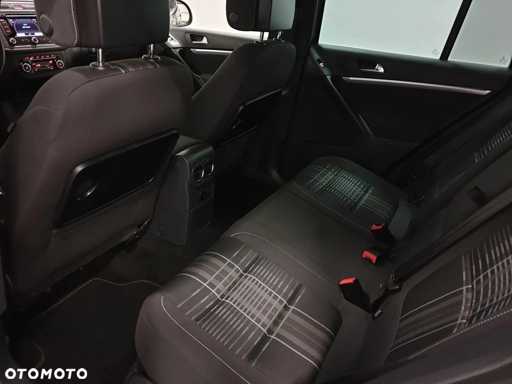 Volkswagen Tiguan 2.0 TDI 4Mot Sport&Style - 24