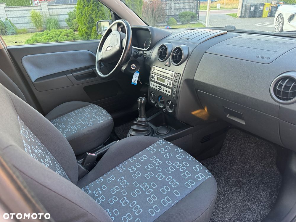 Ford Fusion 1.4 Fun - 8