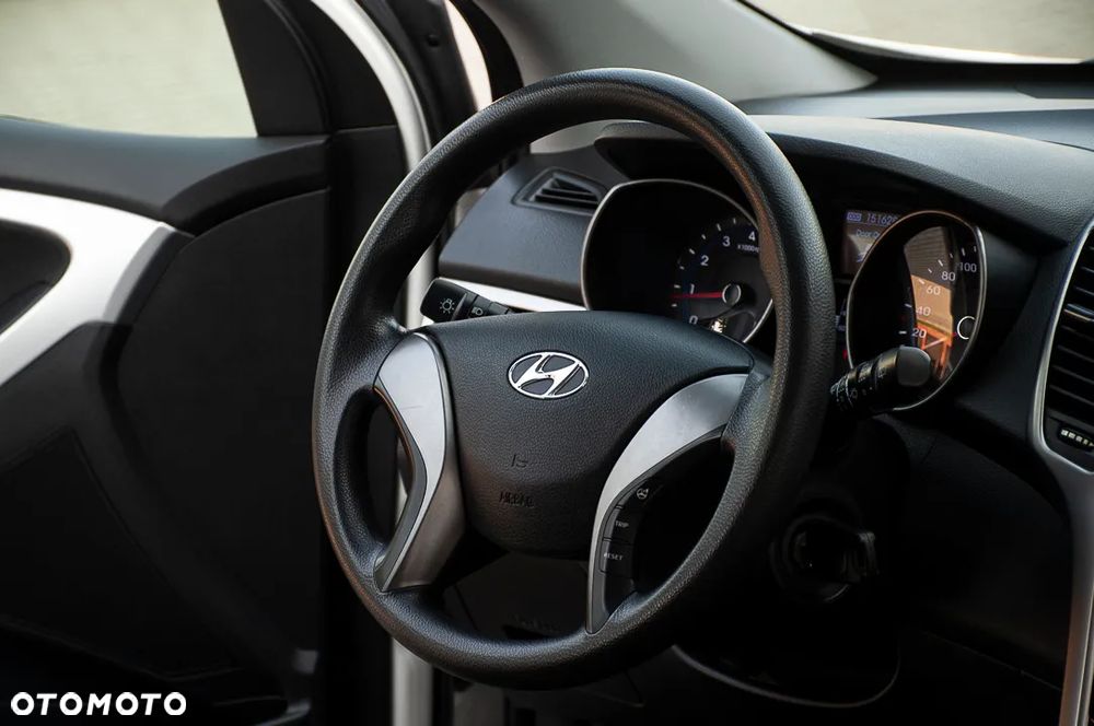 Hyundai i30 1.4 Comfort - 29
