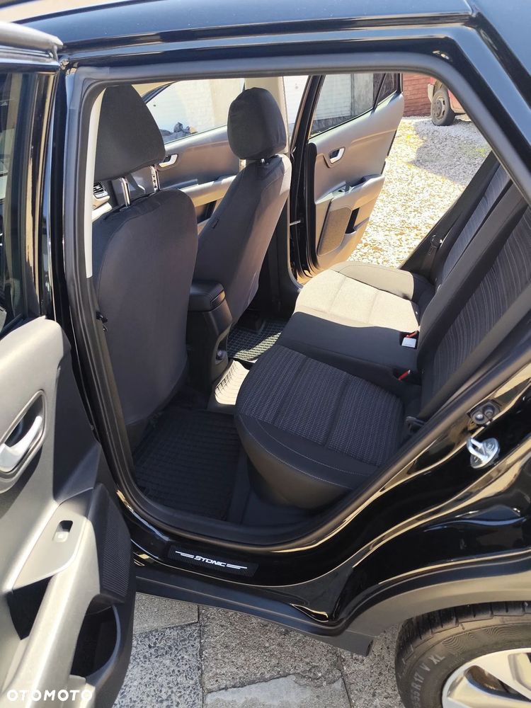Kia Stonic 1.0 T-GDI 100 OPF Spirit - 11