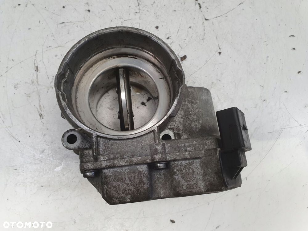 PRZEPUSTNICA Audi A3 II 8P 1.9 TDI _ 03G128063 V100 - 3