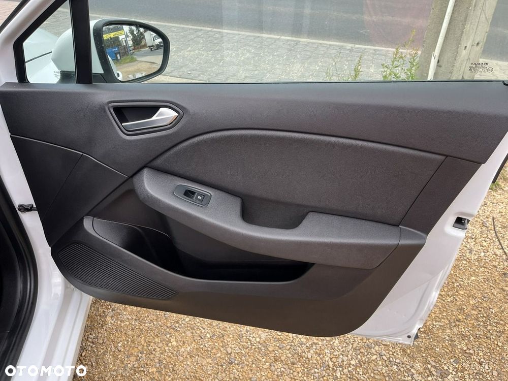 Renault Clio - 19