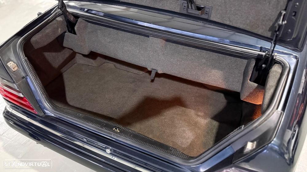 Mercedes-Benz W124 (1984-1997) - 36