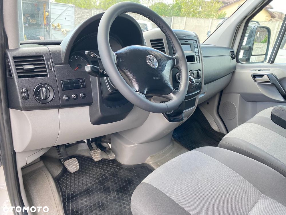 Volkswagen CRAFTER - 9