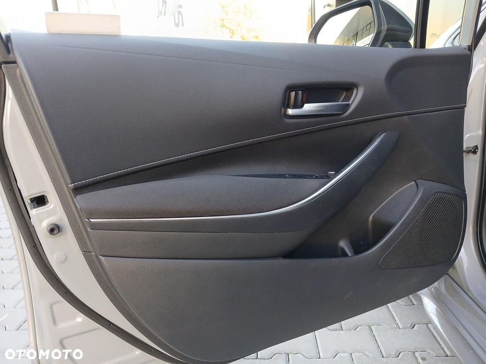 Toyota Corolla 1.8 Hybrid Comfort - 21