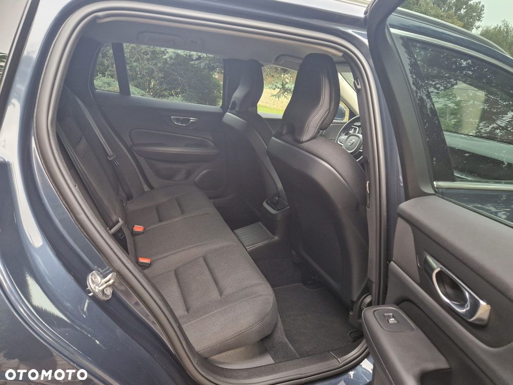 Volvo V60 T6 AWD Recharge Geartronic Inscription Expression - 19
