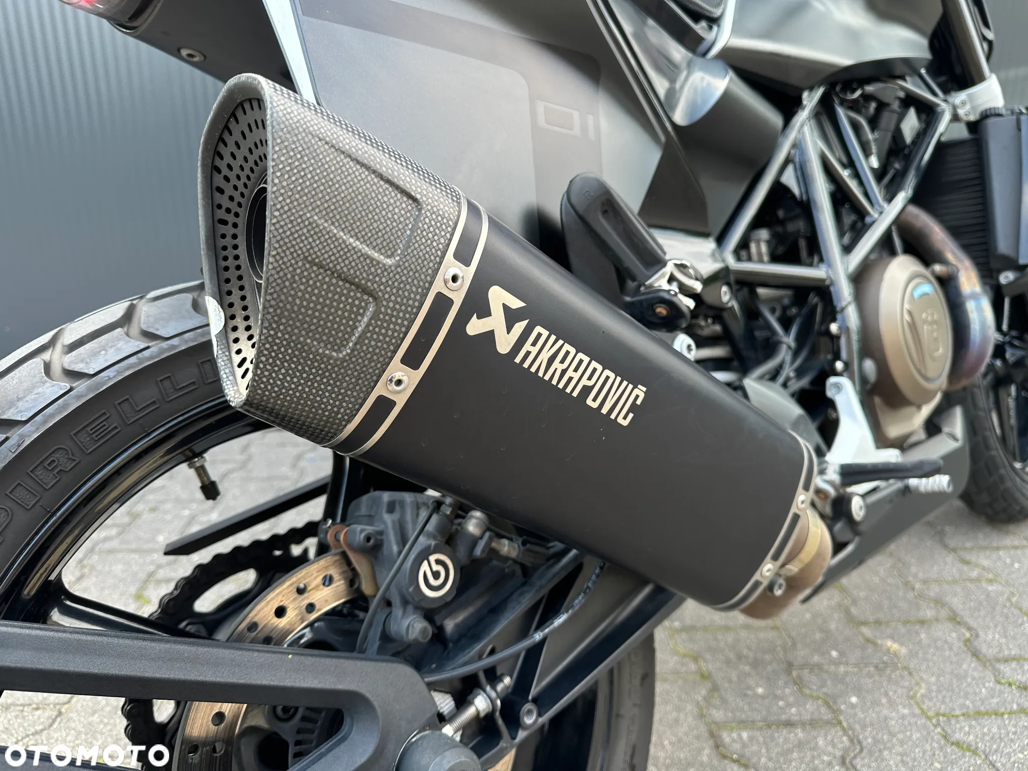 Husqvarna Svartpilen - 10