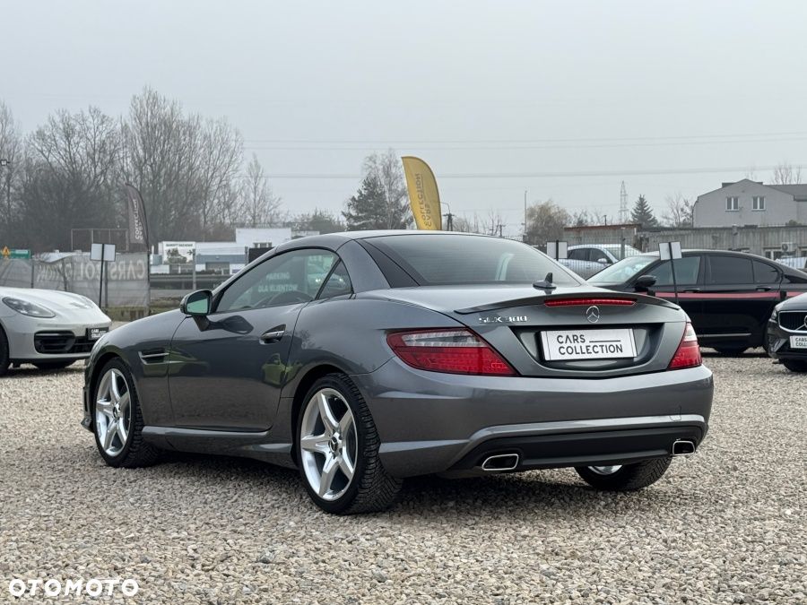 Mercedes-Benz SLK 300 9G-TRONIC - 6