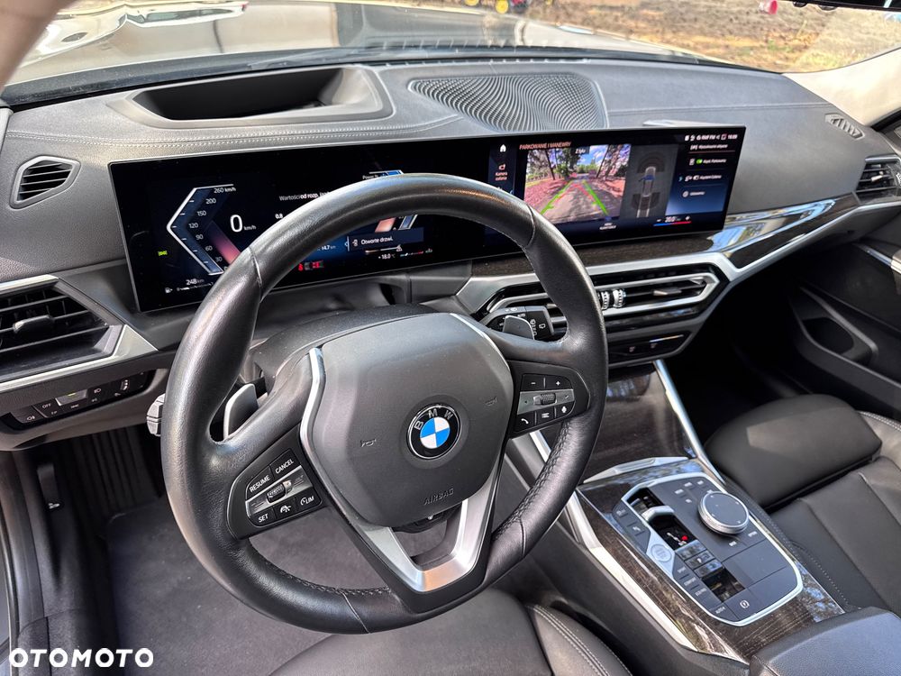BMW Seria 3 320d xDrive Luxury Line sport - 27