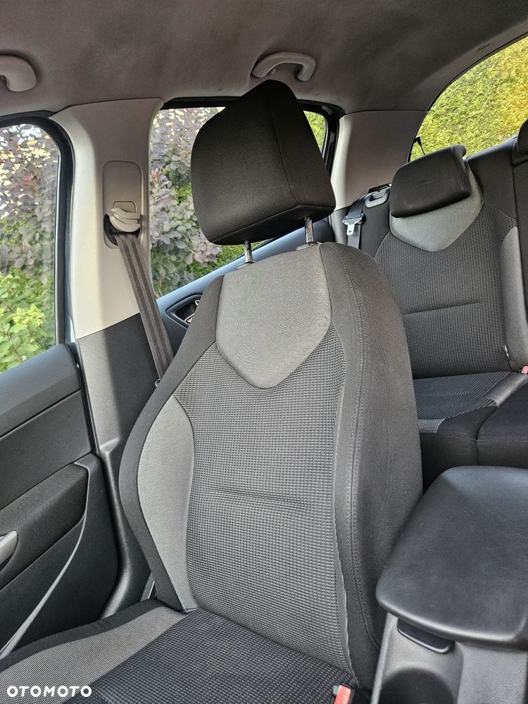 Peugeot 308 1.6 HDi Premium - 30