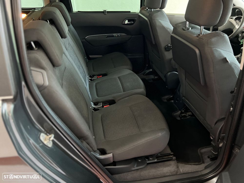 Peugeot 5008 1.6 BlueHDi Allure J17 - 34