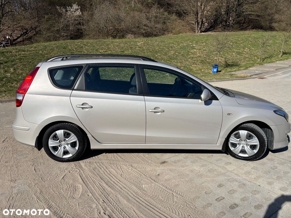 Hyundai i30 1.6 CRDi Premium - 7