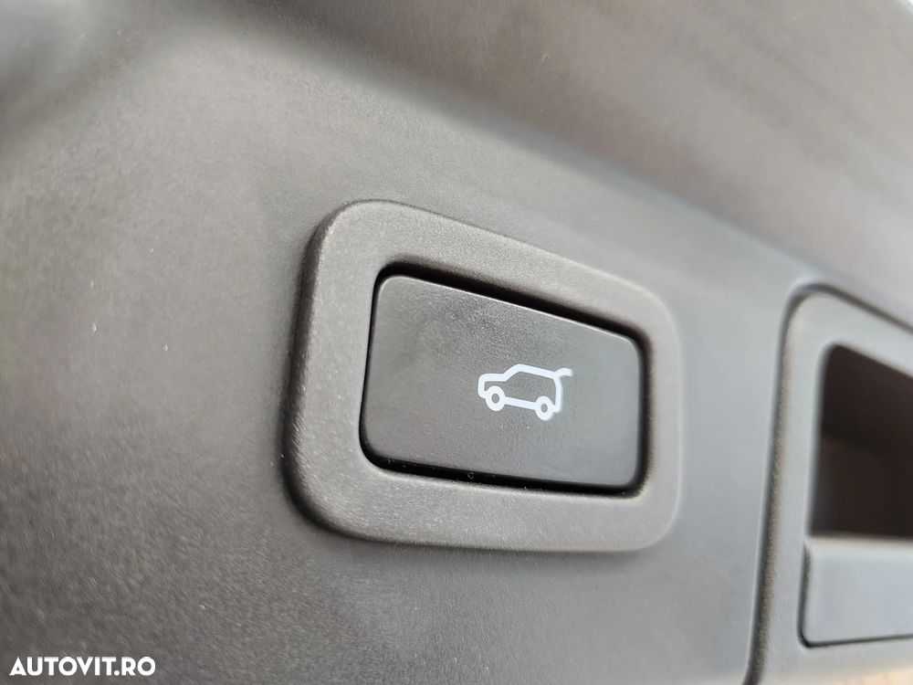 Land Rover Range Rover Velar 2.0 SE - 34