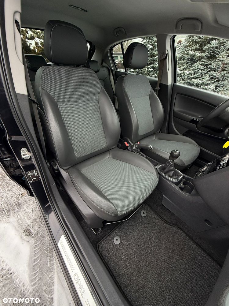 Opel Corsa 1.4 16V Innovation - 34