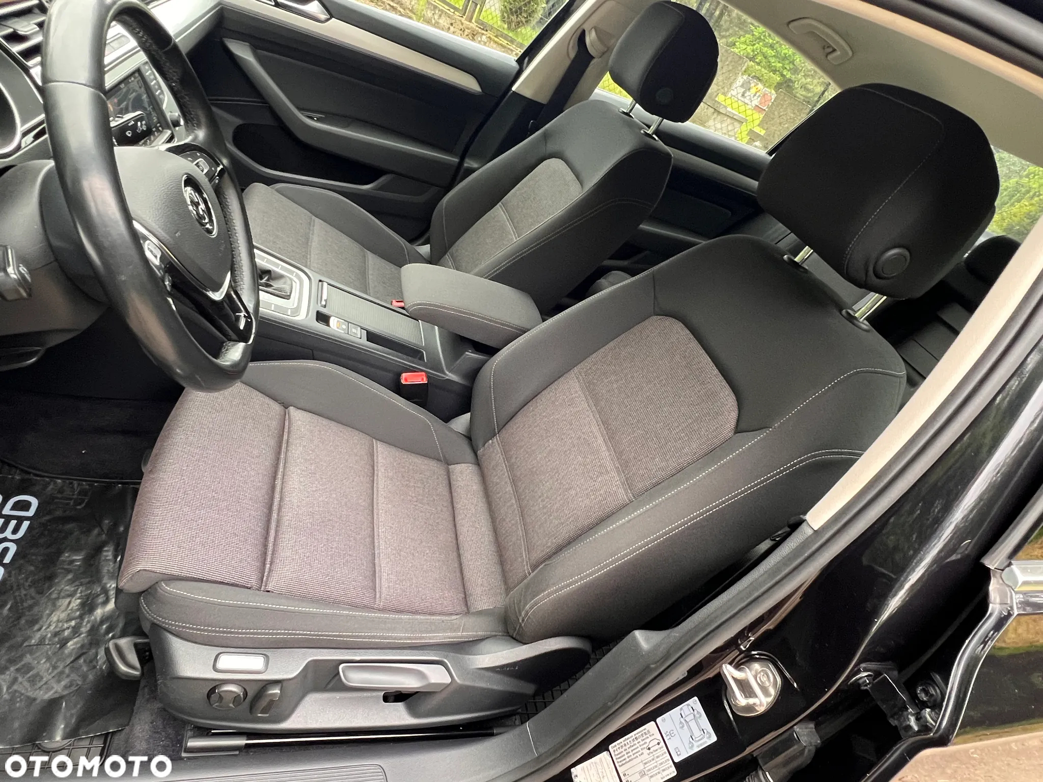 Volkswagen Passat 2.0 TDI BMT Trendline DSG7 - 23