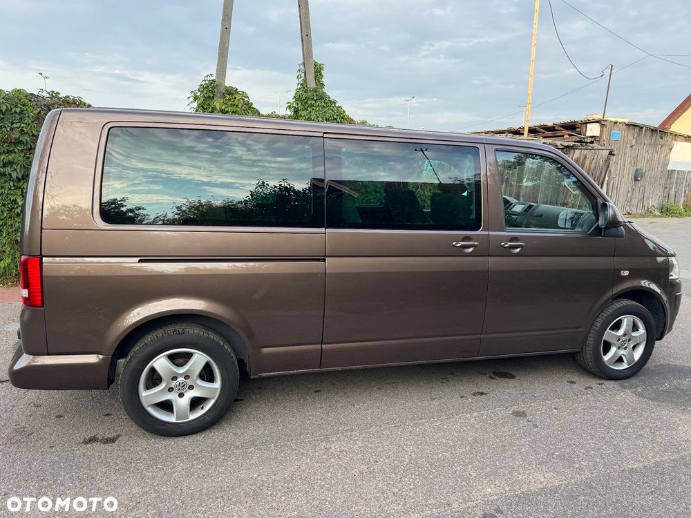 Volkswagen Caravelle - 23