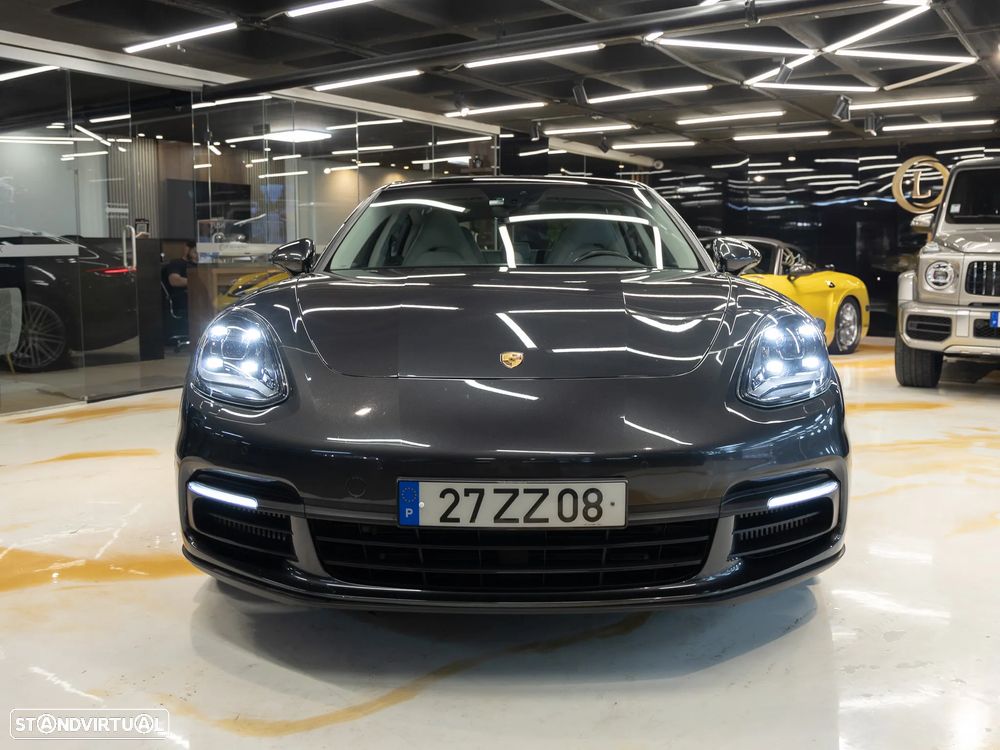 Porsche Panamera 4 Platinum Edition - 5