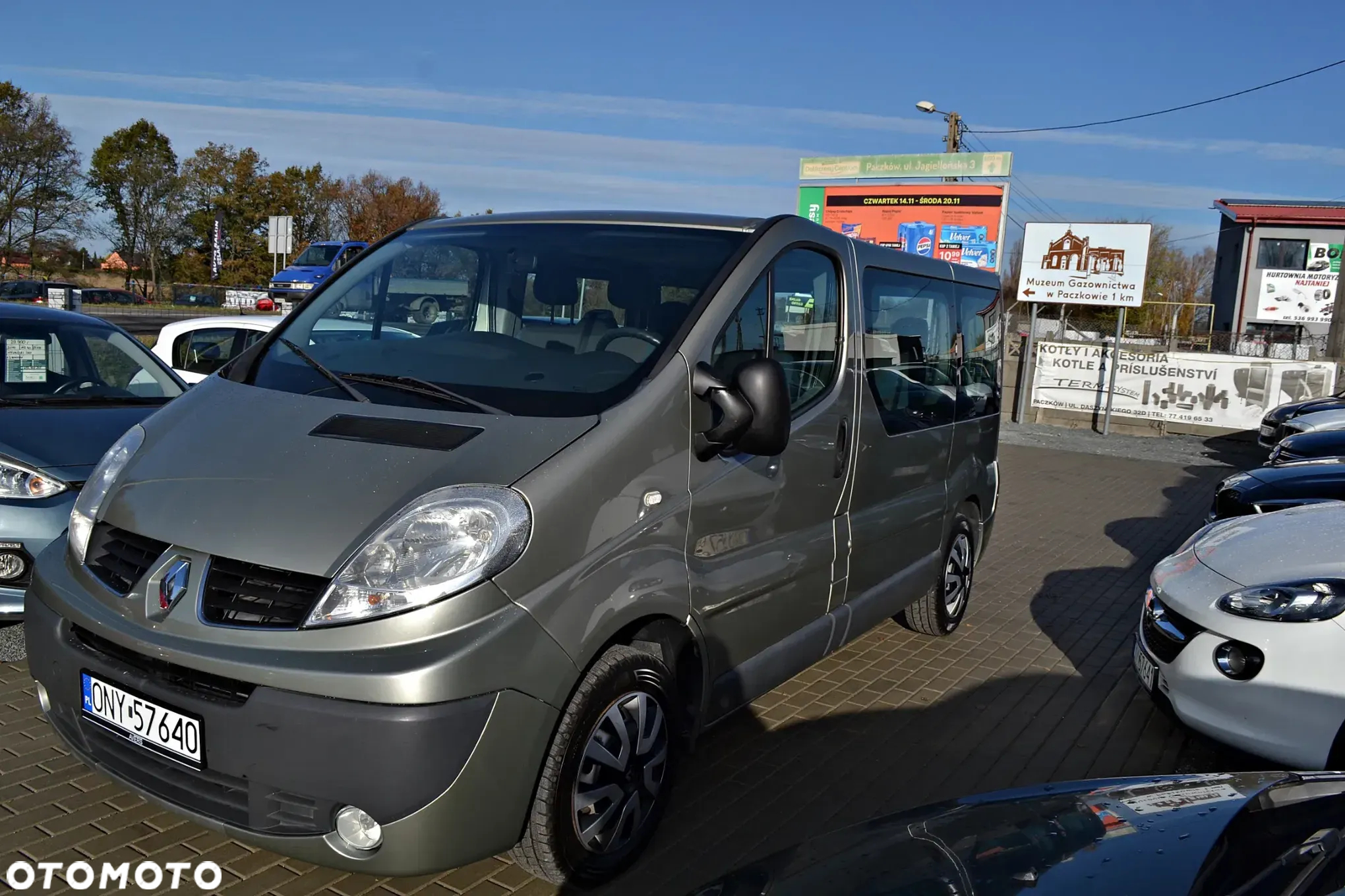 Renault Trafic 2.0 dCi 115 Combi L2H1 - 8