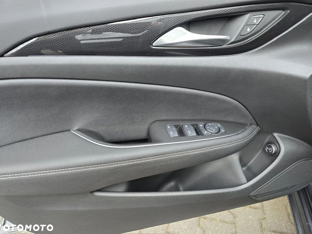 Opel Insignia 2.0 CDTI Elegance S&S - 20