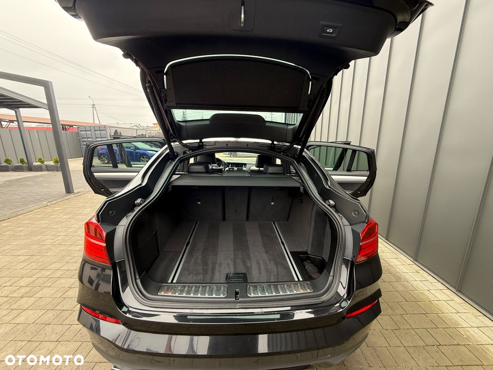 BMW X4 xDrive20i M Sport - 29