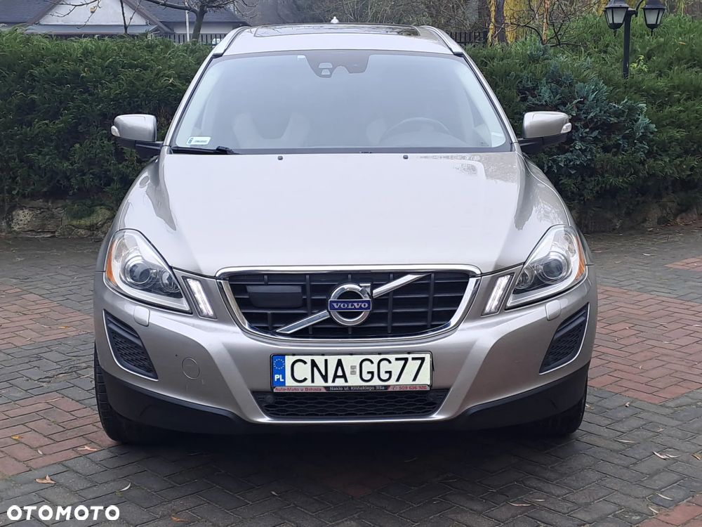 Volvo XC 60 D5 AWD Summum - 2