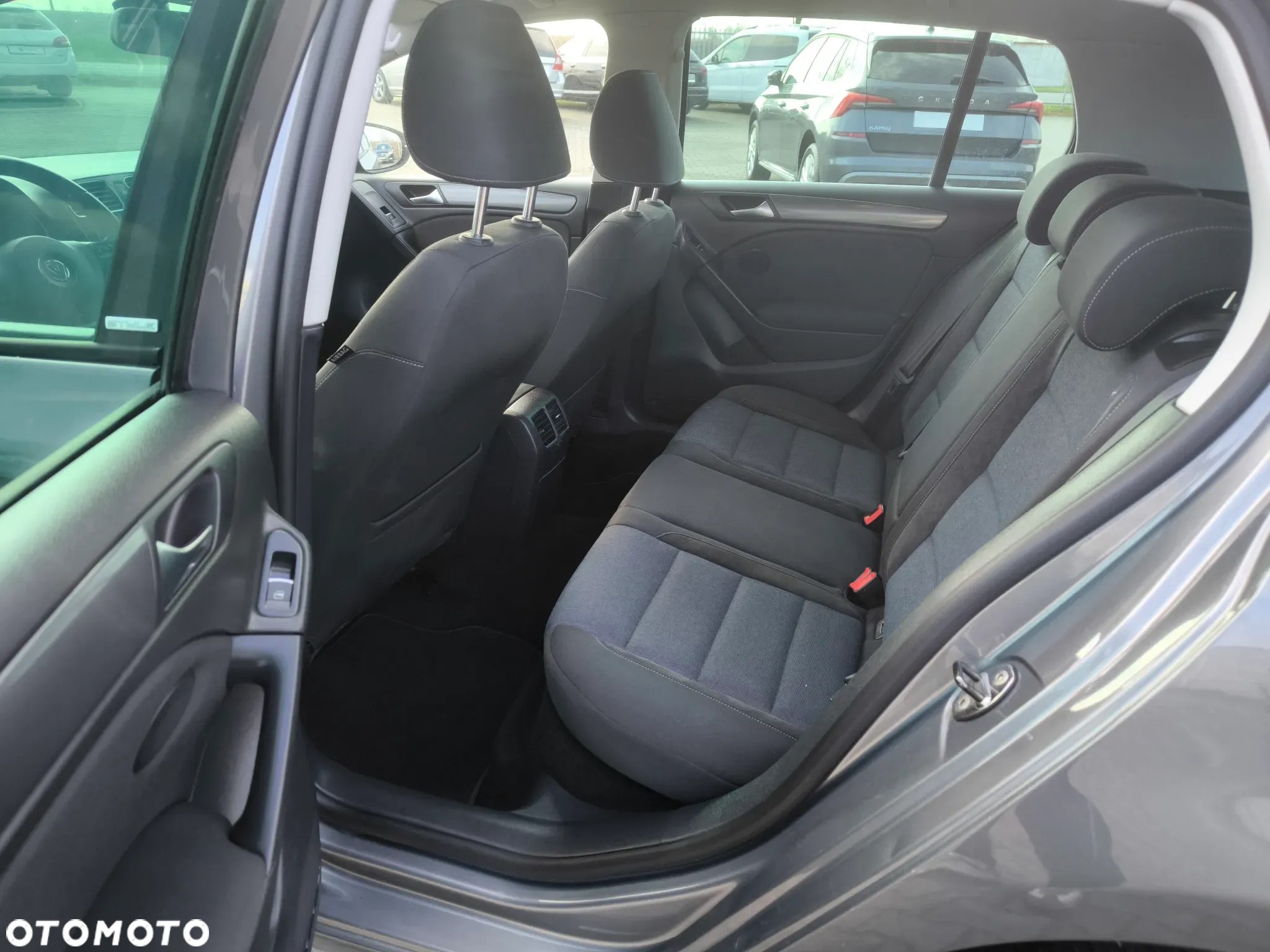 Volkswagen Golf 1.6 TDI DPF BlueMotion Technology Style - 14