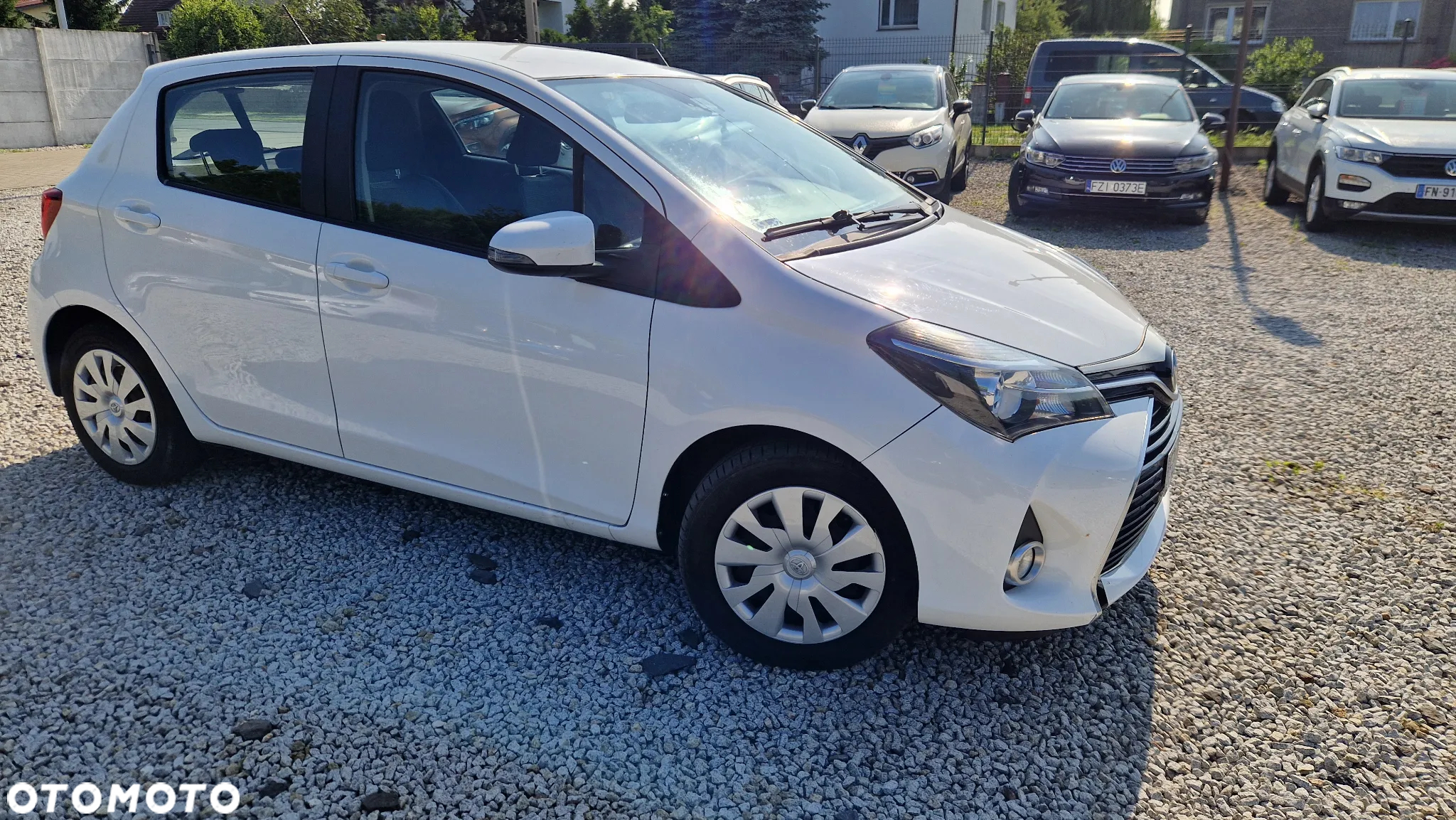 Toyota Yaris Hybrid 100 Business Edition - 5