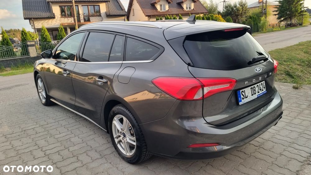 Ford Focus 1.5 EcoBlue Start-Stopp-System COOL&CONNECT - 32