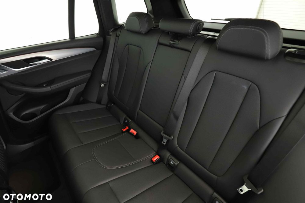 BMW X3 - 30