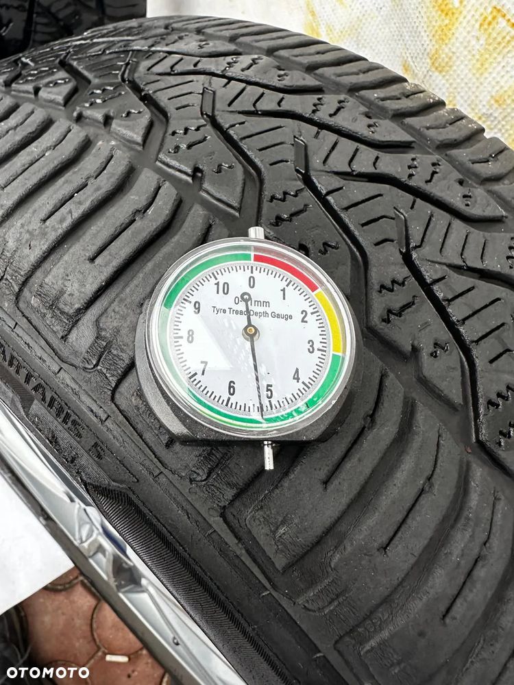 Felgi Aluminiowe Koła Opony Wielosezon Całoroczne Ford Focus MK3 215/55 R16 ET50 opony Barum 5mm - 15