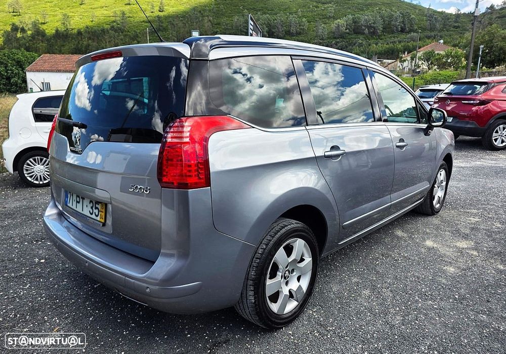 Peugeot 5008 1.6 BlueHDi Allure J17 - 6