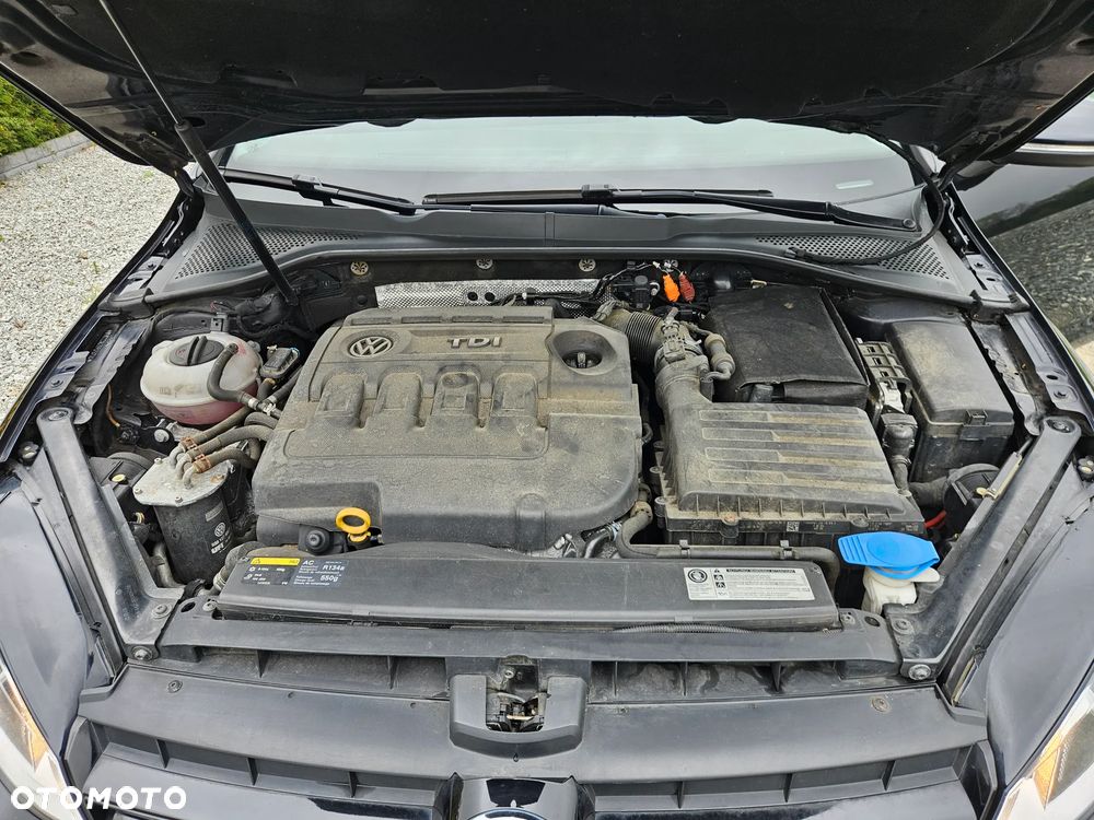Volkswagen Golf 1.6 TDI BlueMotion Technology Comfortline - 16