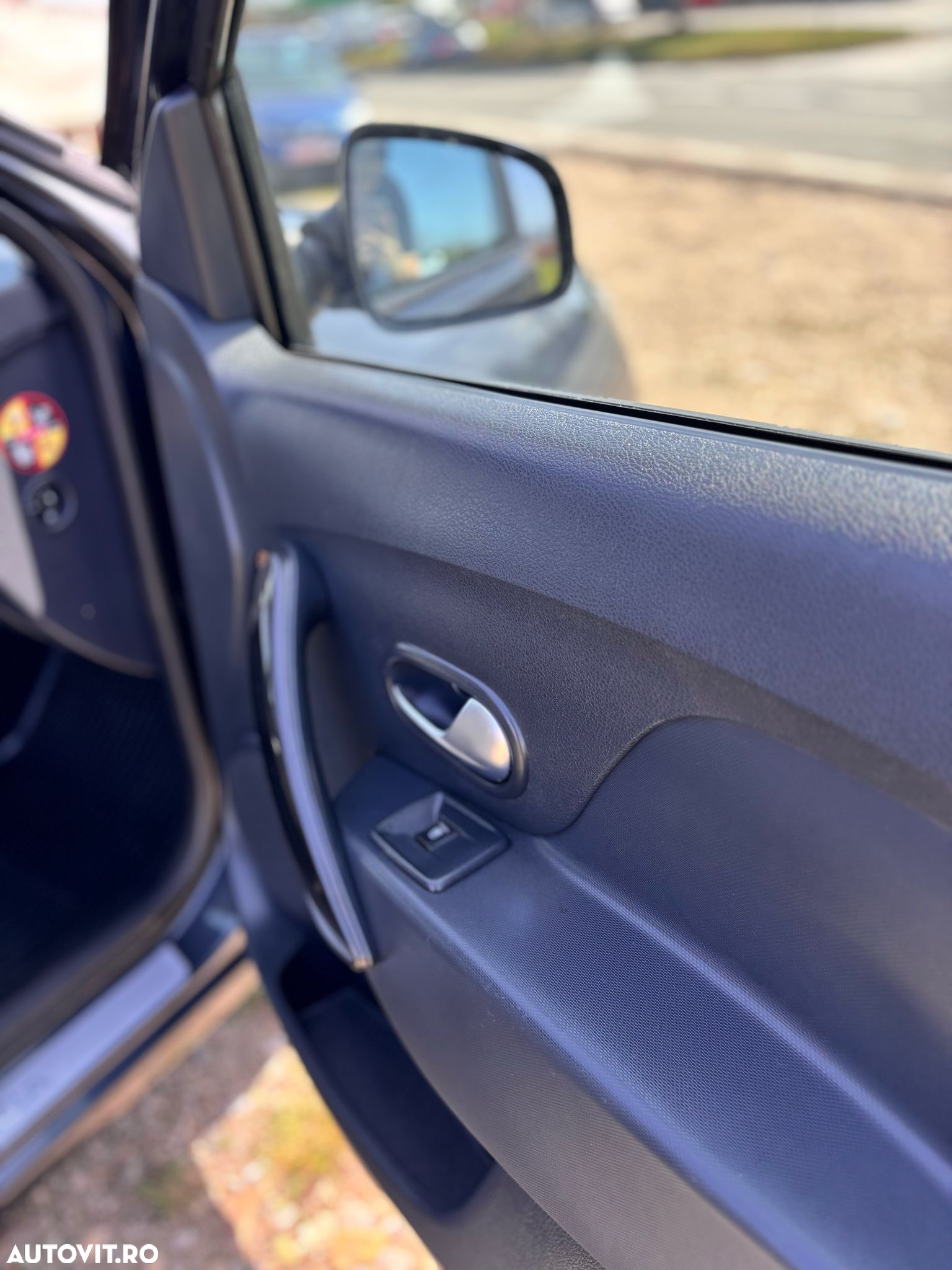 Dacia Sandero - 12