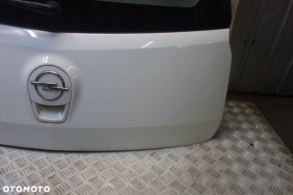 KLAPA BAGAŻNIKA BIAŁA SREBRNA OPEL AGILA B 2013 R - 4