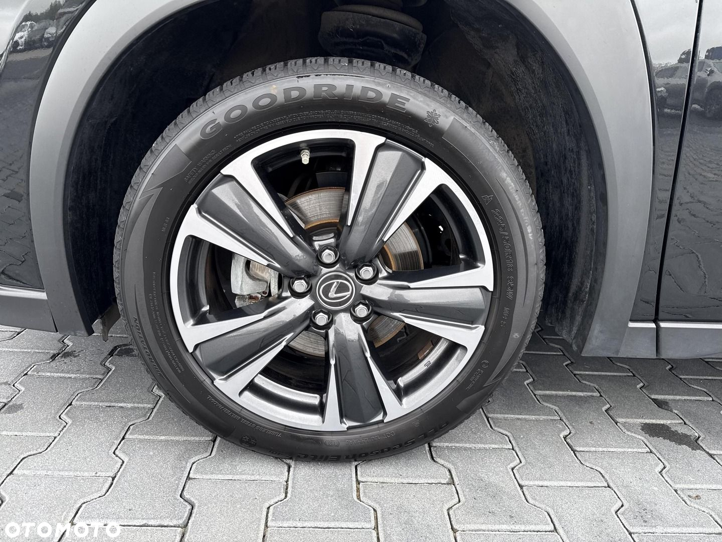 Lexus UX - 9