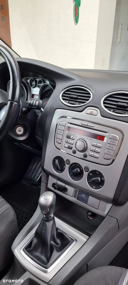 Ford Focus 1.6 TDCi Ambiente - 13