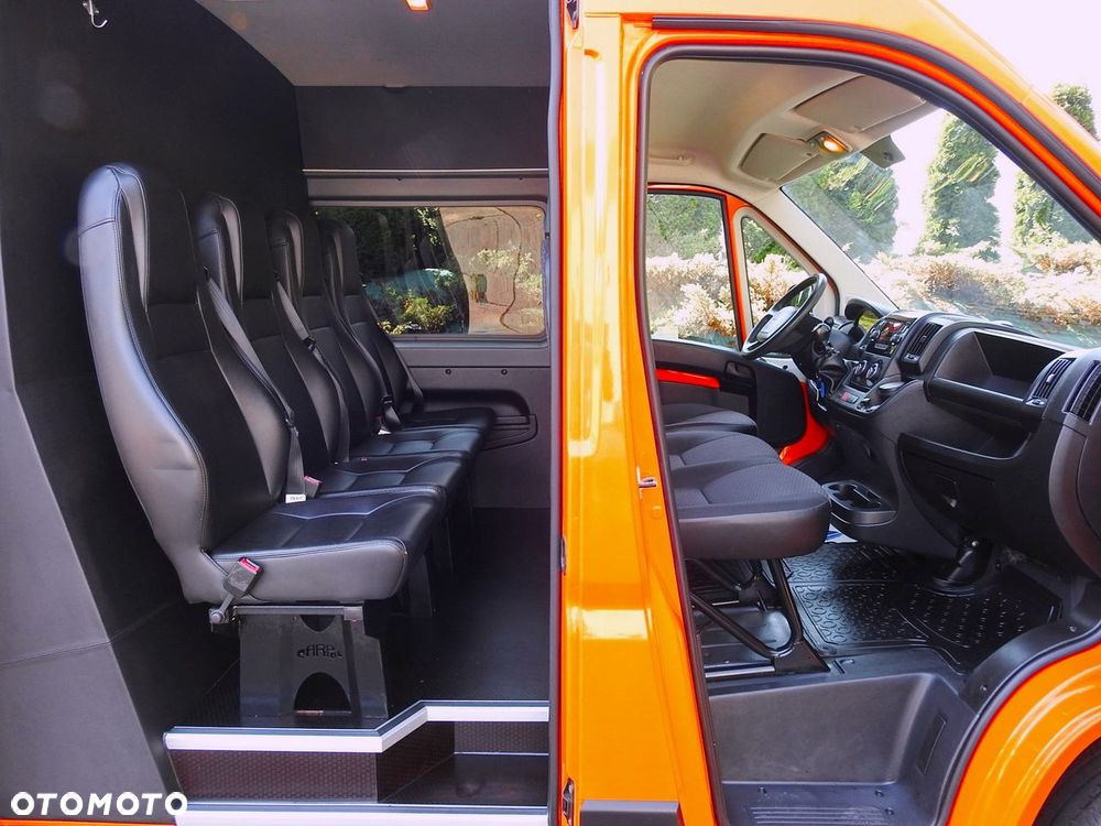 Peugeot BOXER FURGON BRYGADÓWKA  7 MIEJSC KLIMATYZACJA  120KM - 34