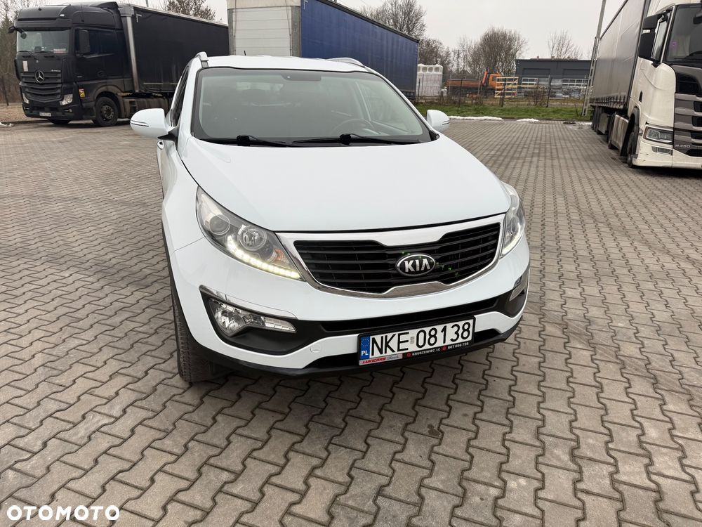 Kia Sportage 1.7 CRDI 2WD ISG Dream-Team Edition - 10