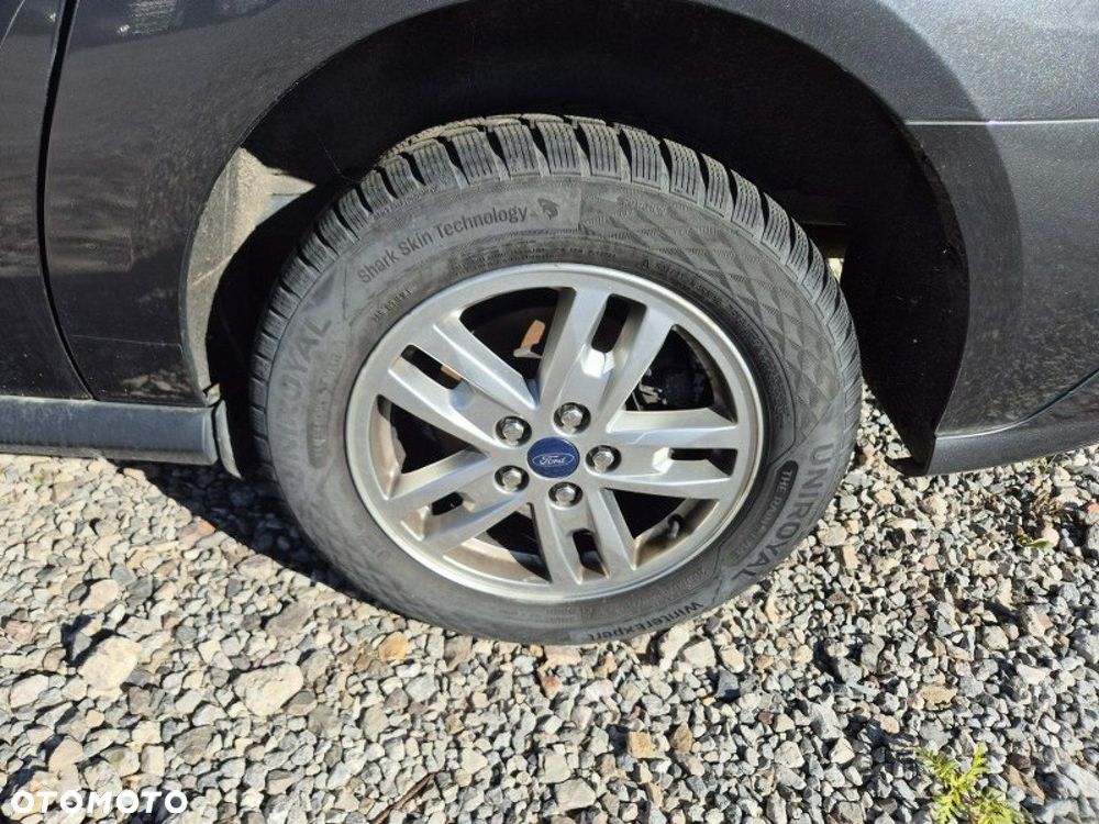 Ford Tourneo Connect Grand - 27